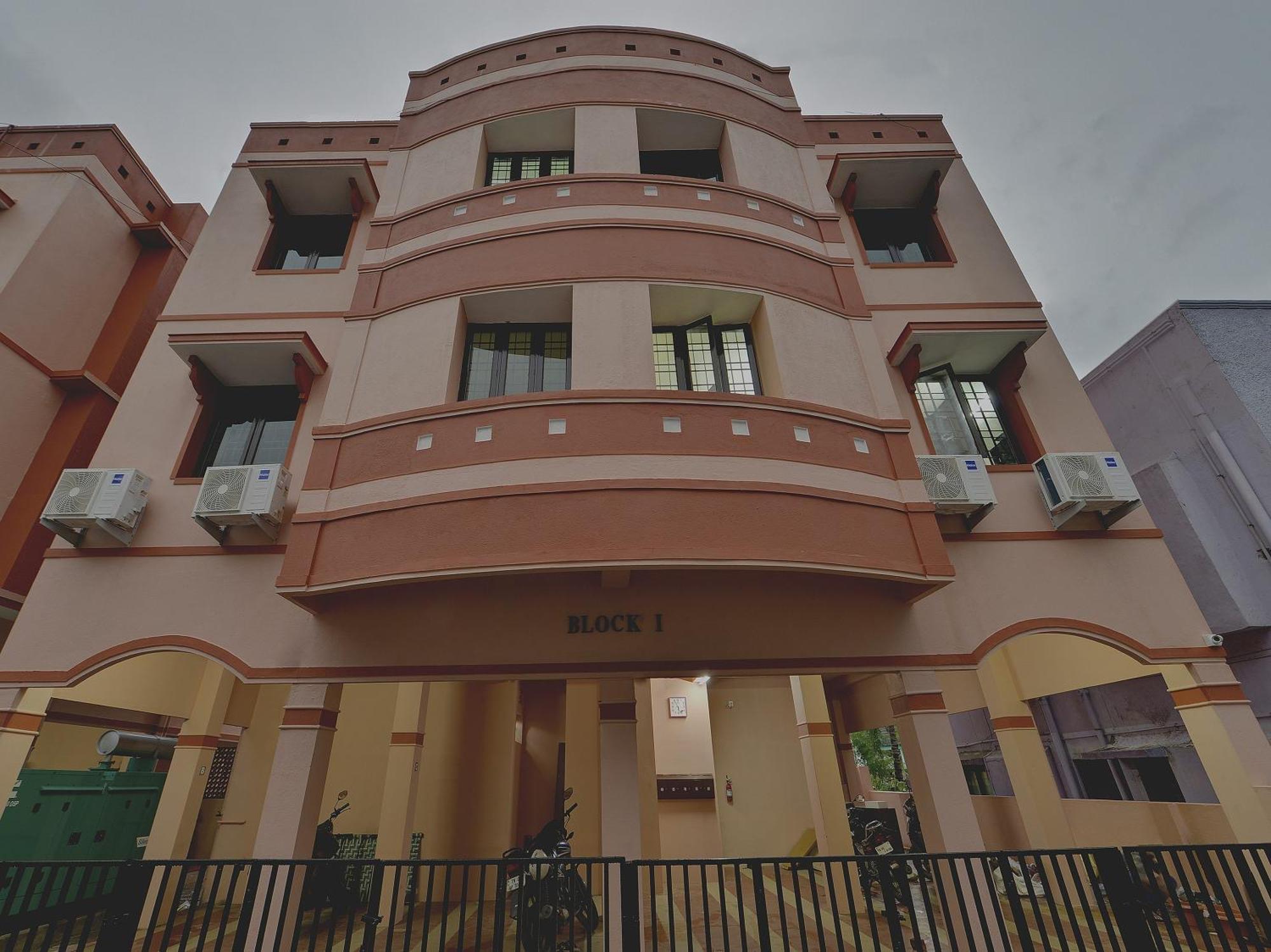 Hotel O Home G-Cloud Near Thirumangalam Metro Station Ченнаї Екстер'єр фото